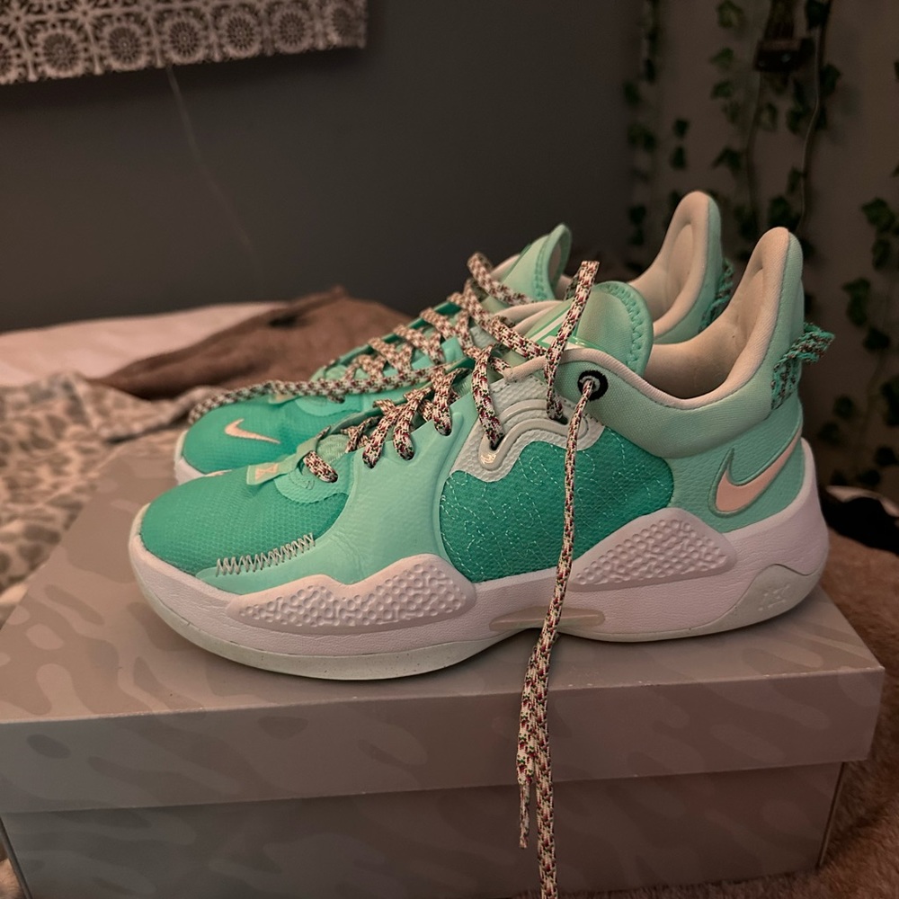 PG 5 Nike Basketball Sneakers